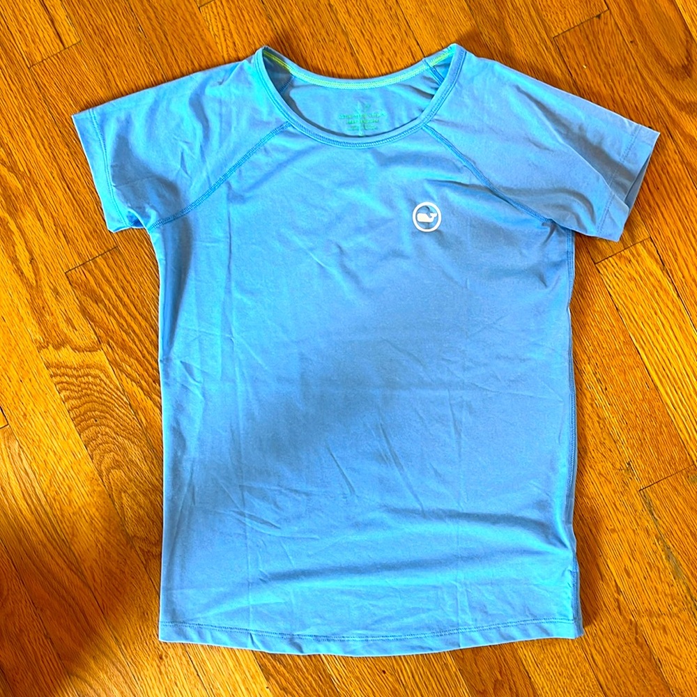 Vineyard Vines performance shirt, girls size 14 (large)